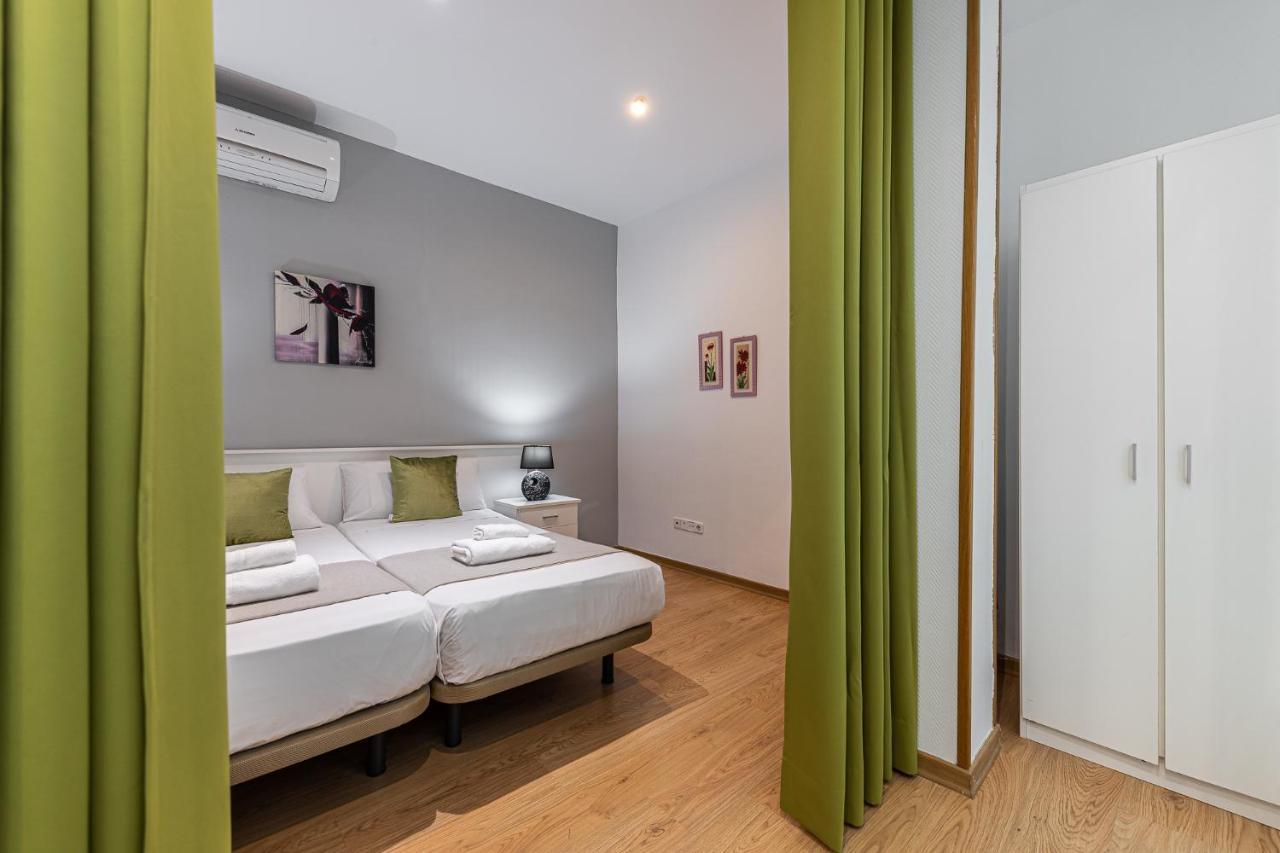 Waou Apartamentos En Sol Confort 4 马德里 外观 照片