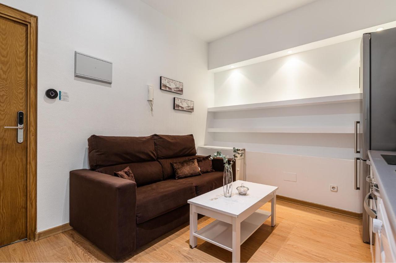 Waou Apartamentos En Sol Confort 4 马德里 外观 照片